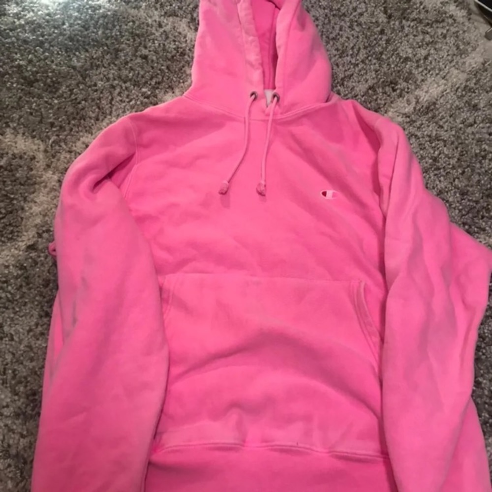 Hot Pink Champion x UO Sweatshirt